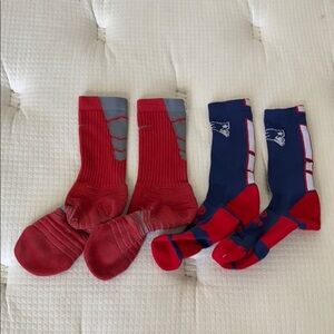 2pcs Men Nike and Patriots Sportswear Socks M